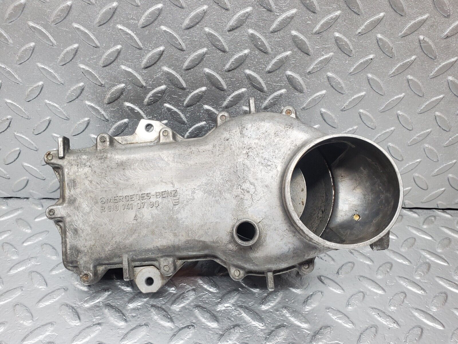 44305 Mercedes-Benz W123 280E Air Flow Mass Meter Sensor Bosch 0438120115