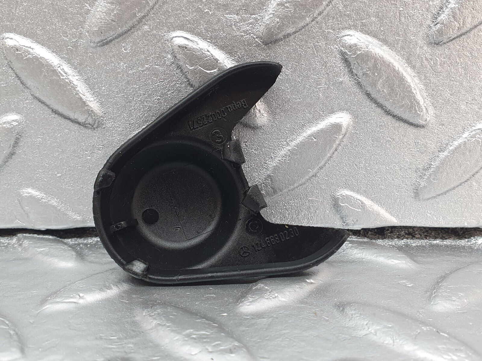 42961 Mercedes-Benz W201 190 2.0L Seat Belt Cover Pair 1248680230