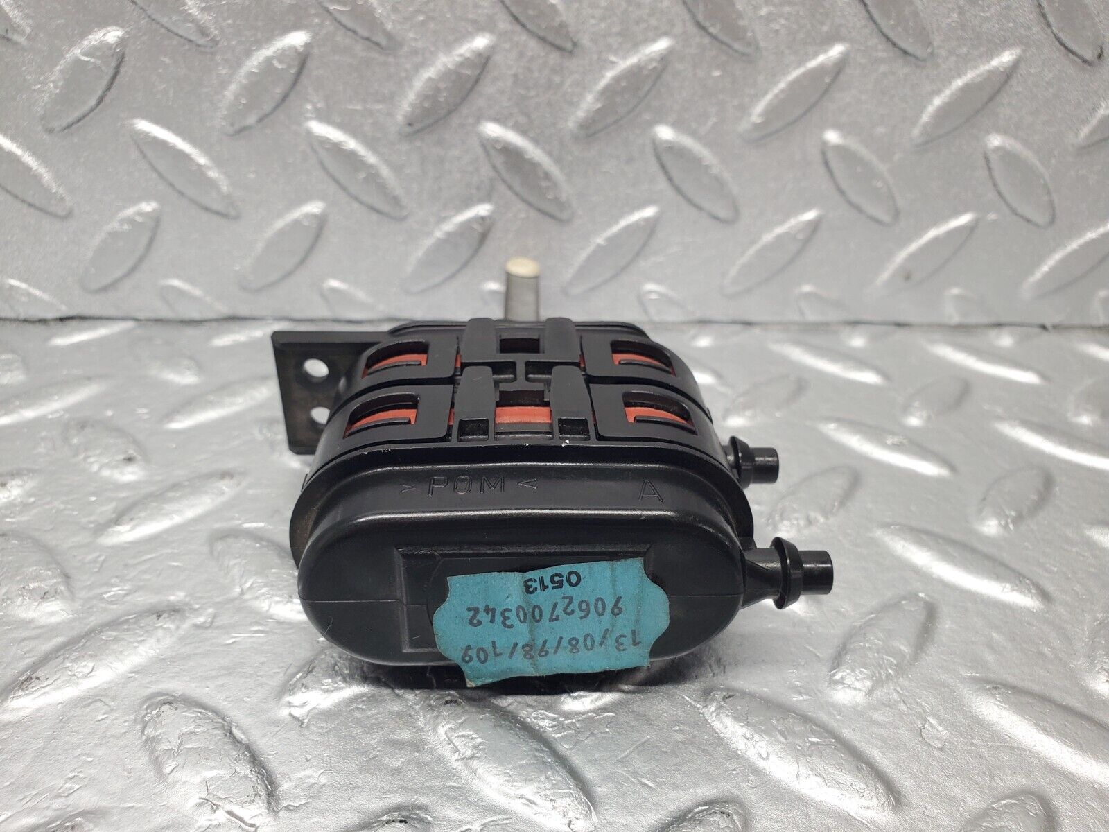 46994 Mercedes-Benz R129 320SL Coupe Heater Box Vacuum Actuator