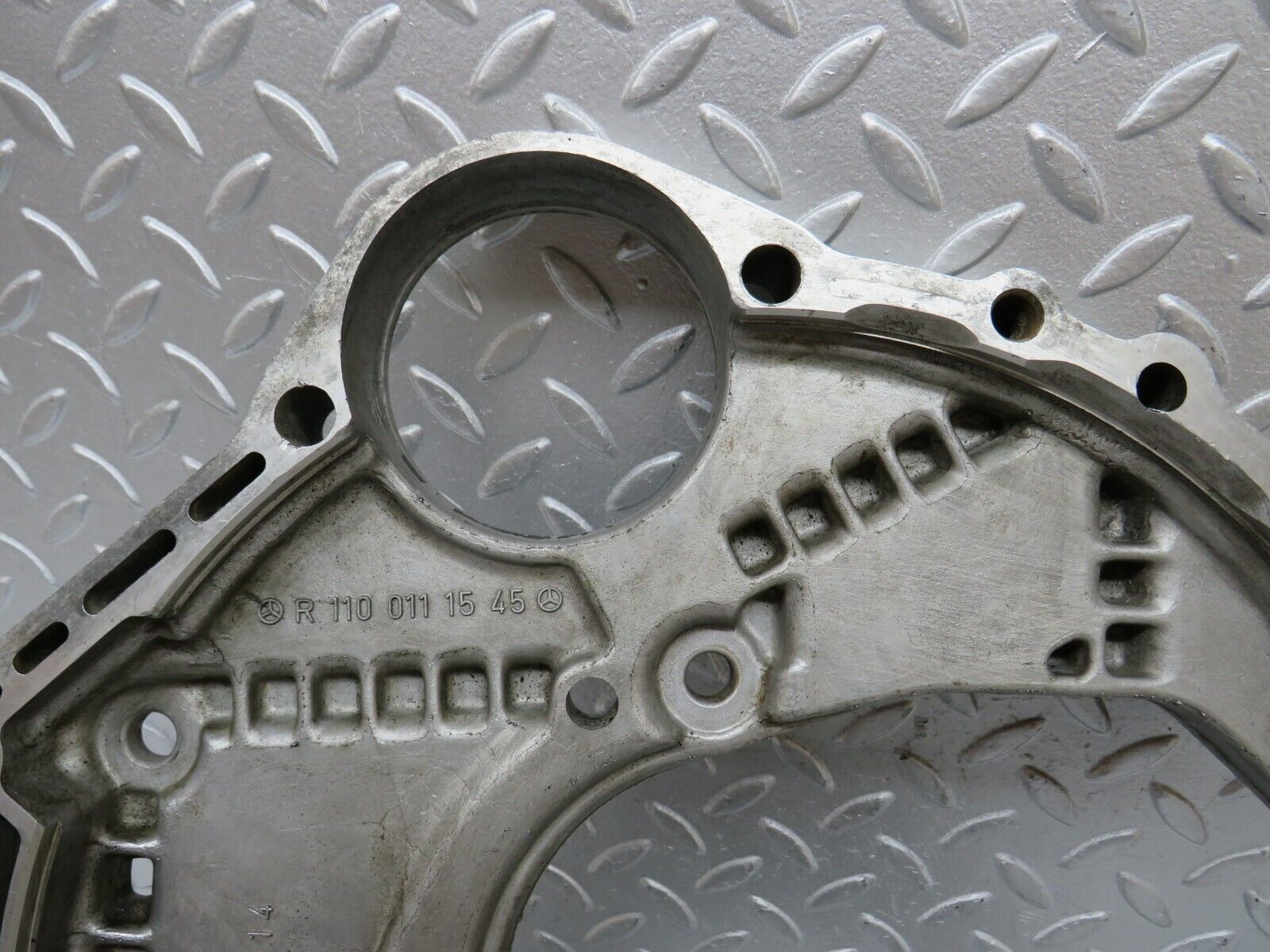 35505 Mercedes-Benz R107 280SL Gearbox Flange 1100111545