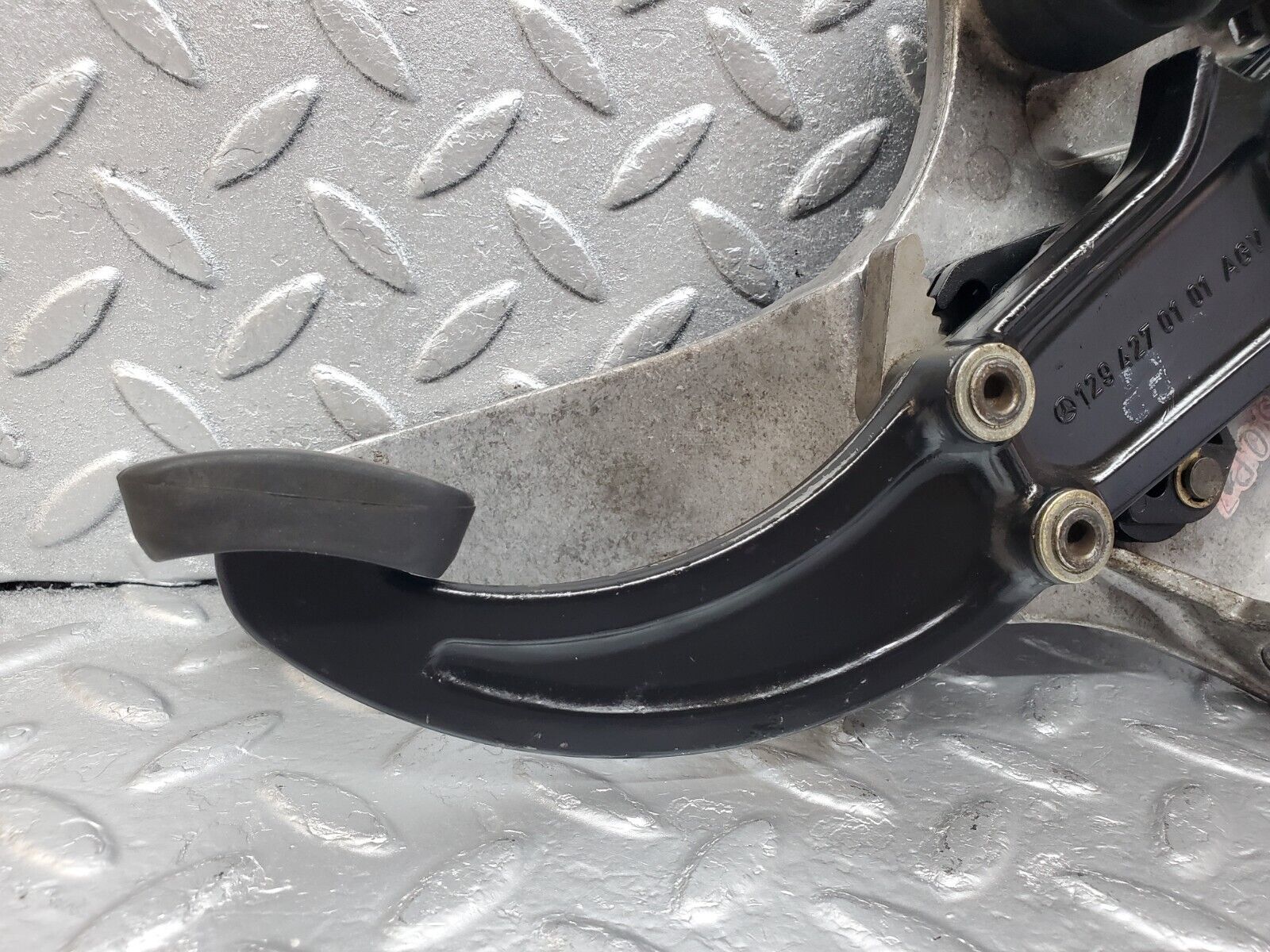 45053 Mercedes-Benz R129 300SL Coupe Parking Brake Pedal 1294270336 1294270101