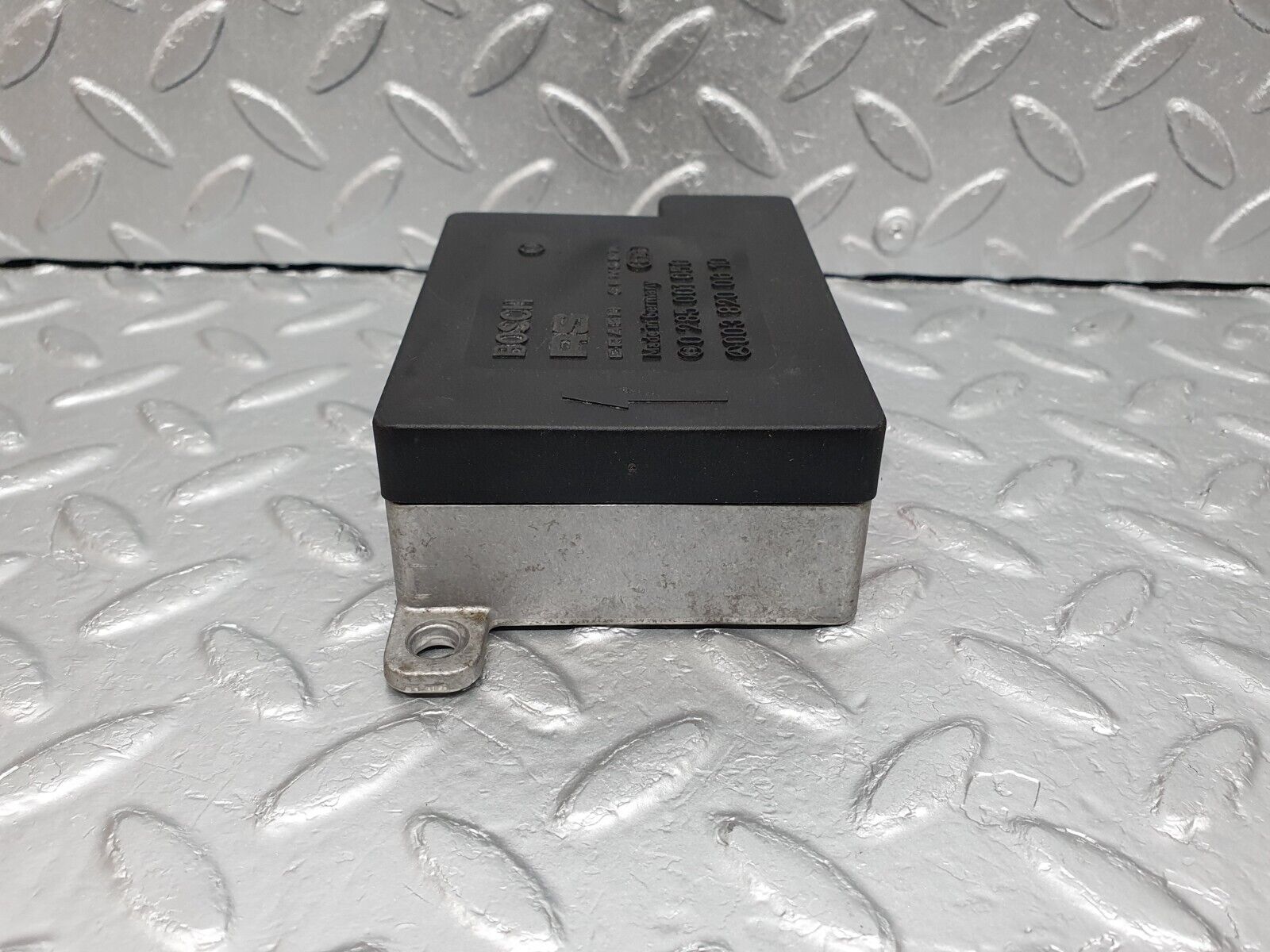 41645 Mercedes-Benz W124 200E Airbag Crash Sensor 0038200810