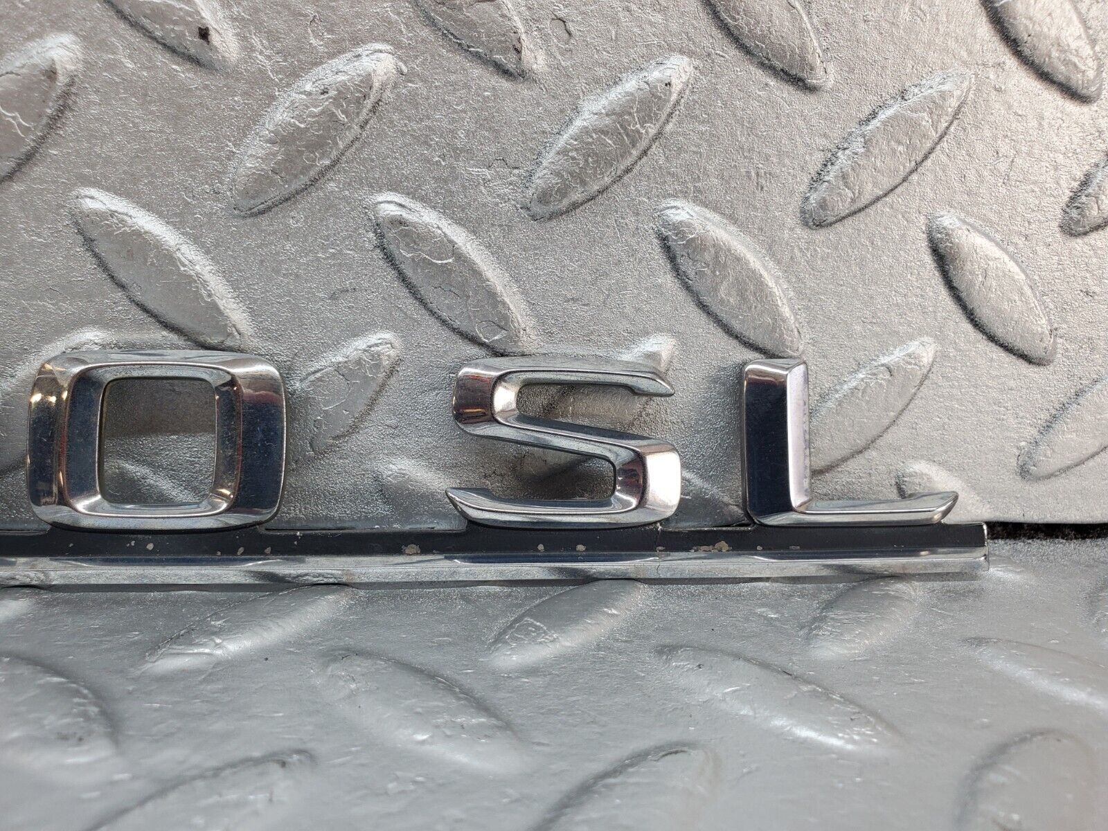 45229 Mercedes-Benz R129 300SL Coupe Trunk Badge Emblem