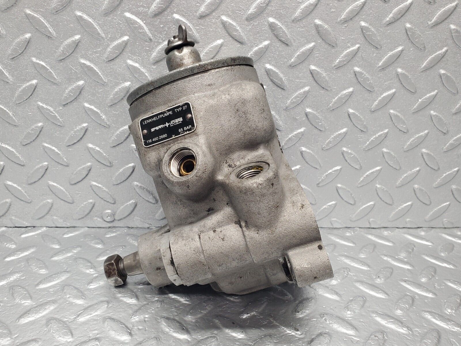 46597 Mercedes-Benz C123 280CE Coupe Power Steering Pump 1164602680