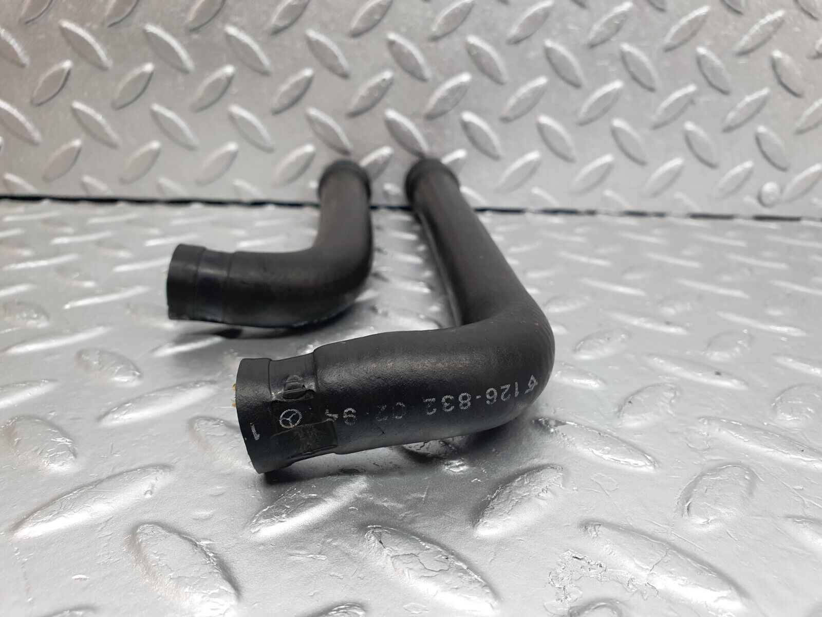 43683 Mercedes-Benz C126 380SEC Coupe Heater Hose Pipe 1268320294 1268320394