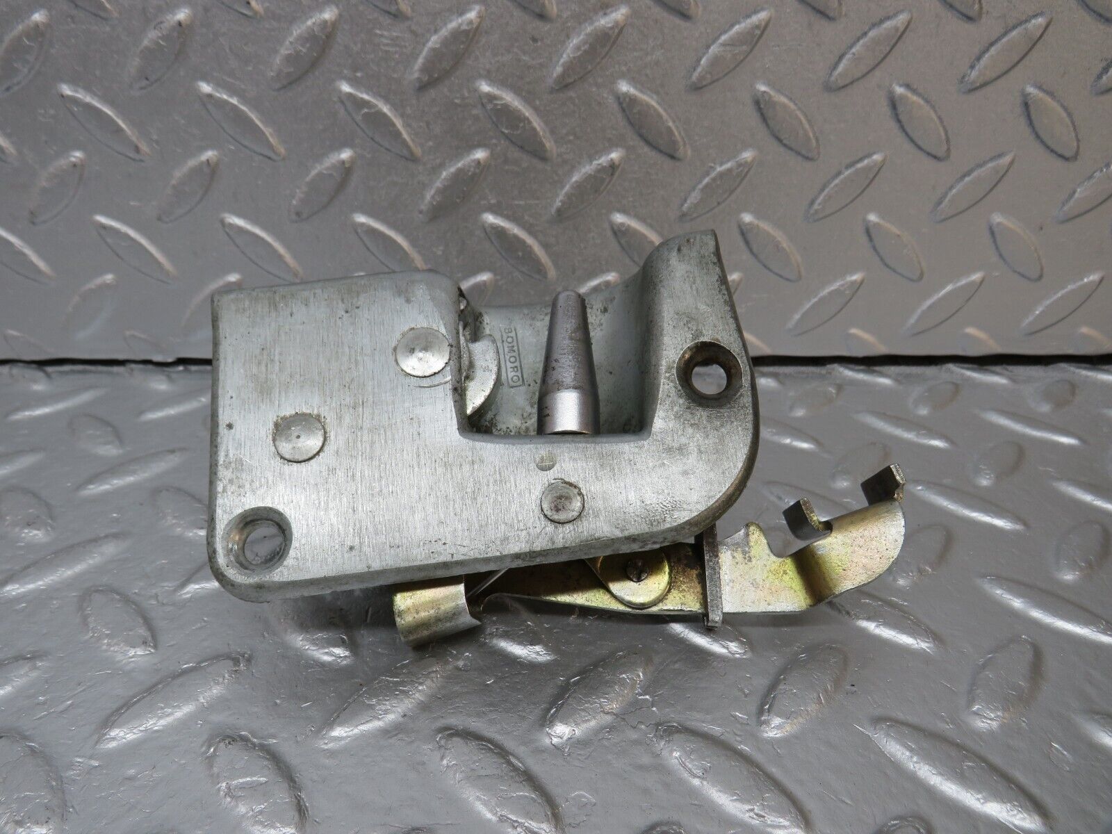 39838 Mercedes-Benz R107 350SL Right Door Lock Mechanism