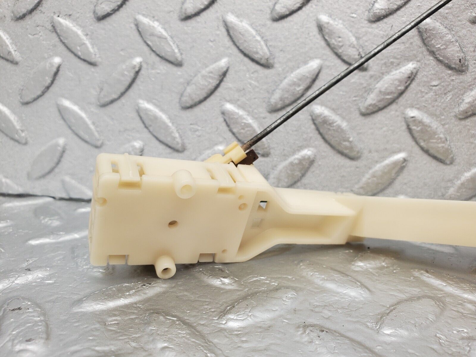 46132 Mercedes-Benz W220 S430 Fuel Level Sender Unit 2205420717