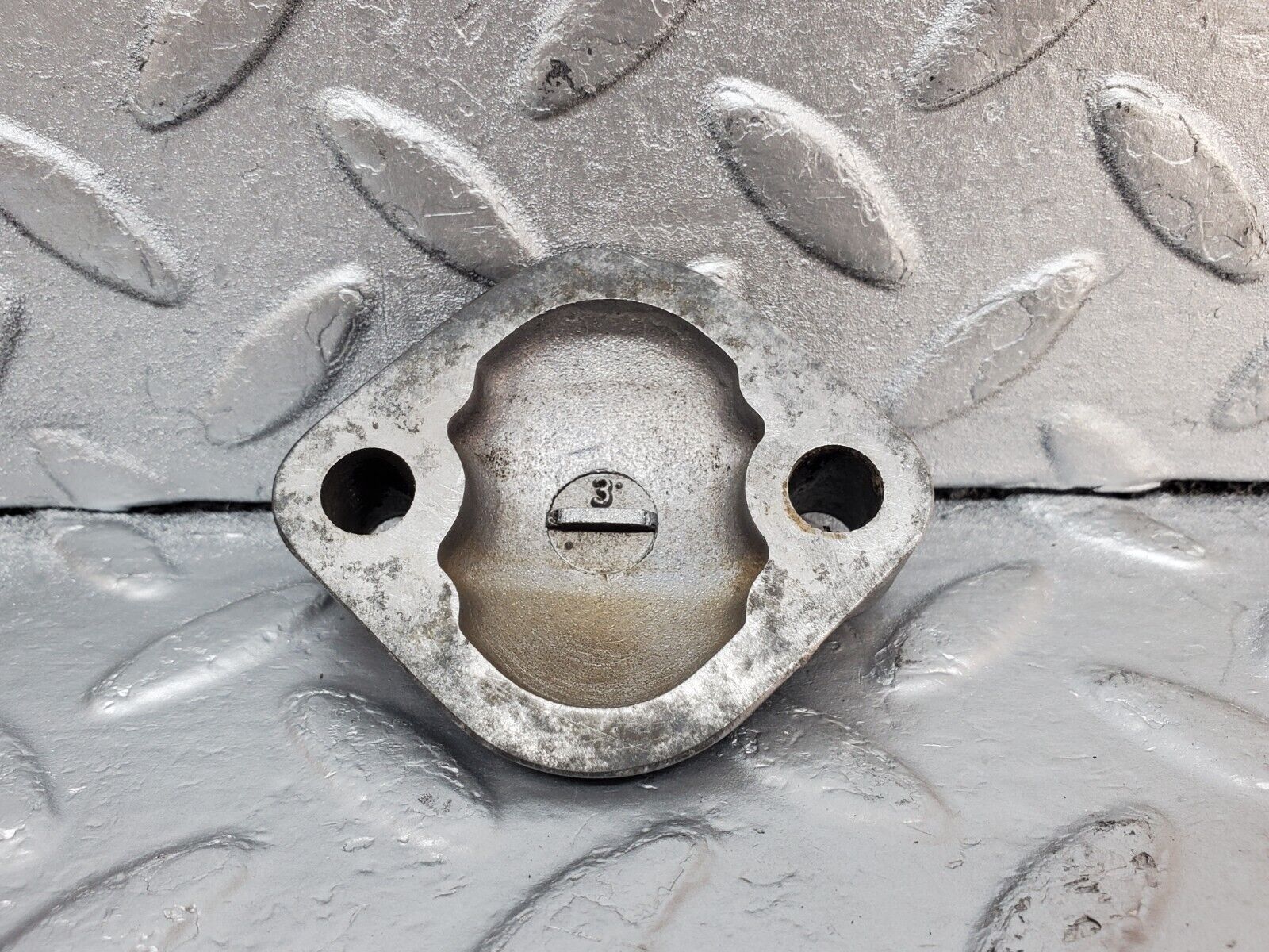 45406 Mercedes-Benz 280E M110.983 Engine Fuel Pump Cover 1140110032