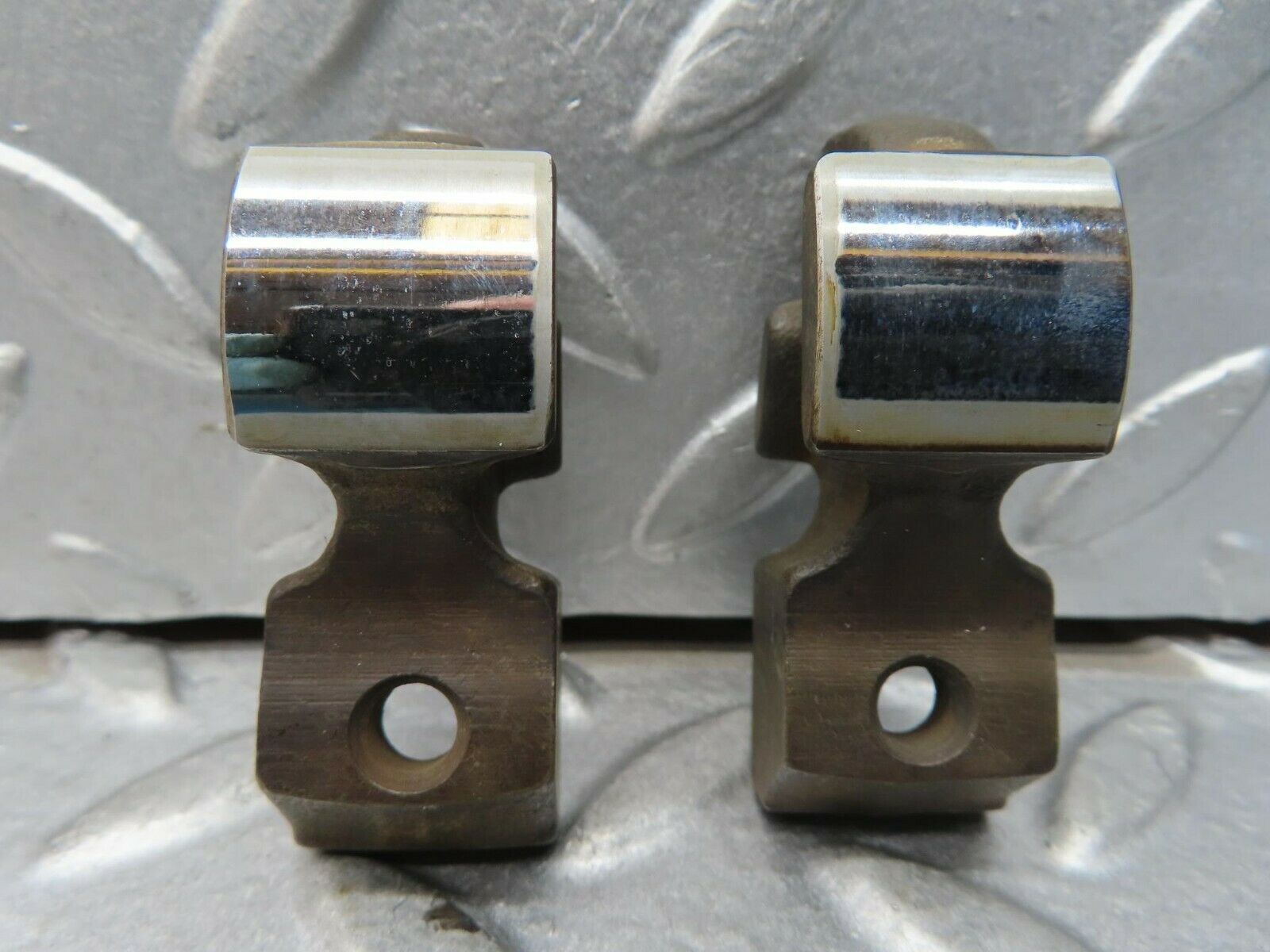 15693 Mercedes-Benz R107 450SL Valve Rocker Arm With Valve Tappet Pair