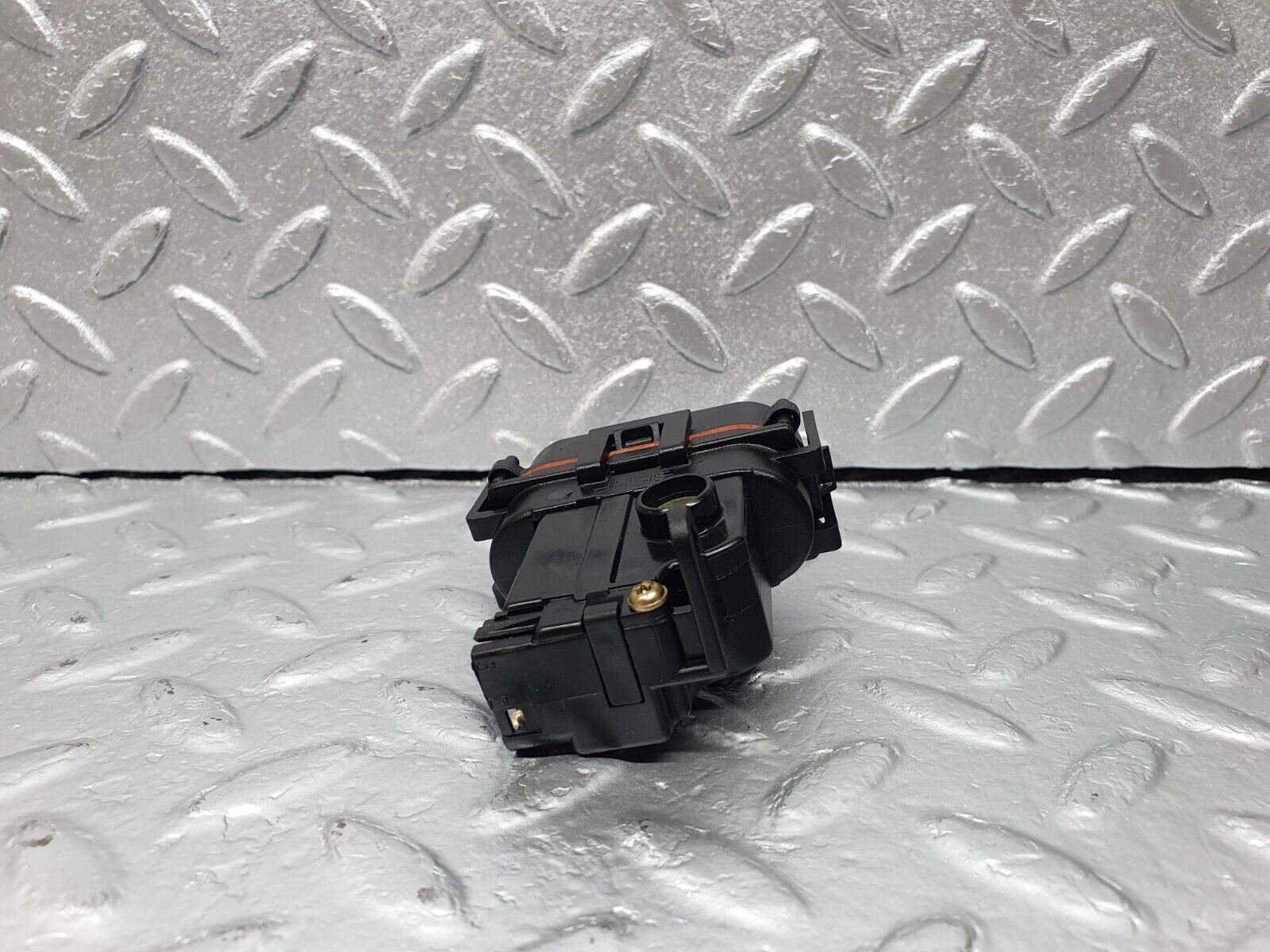 42255 Mercedes-Benz R129 320SL Coupe Heater Box Vacuum Actuator