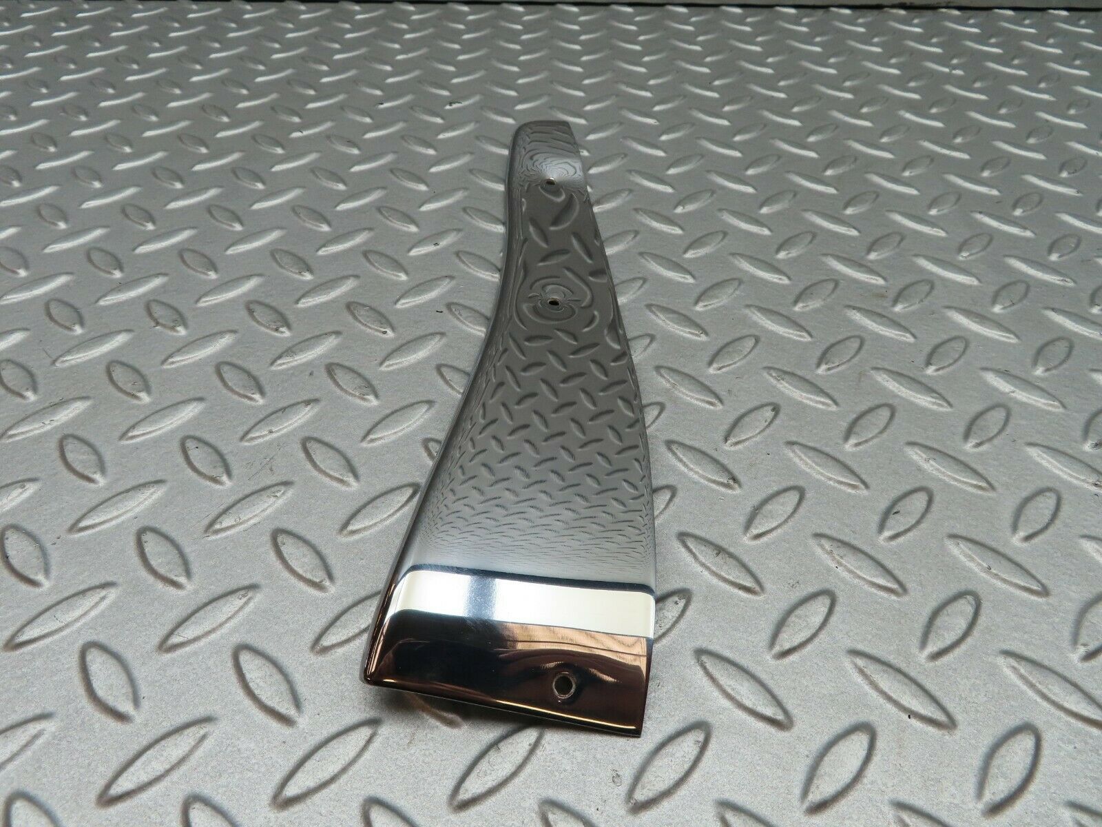 4921 Mercedes-Benz R107 350SL Left Door Chrome Cover