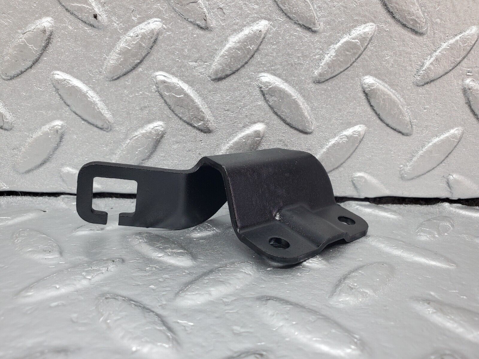 45238 Mercedes-Benz R129 300SL Coupe Accelerator Cable Bracket Holder