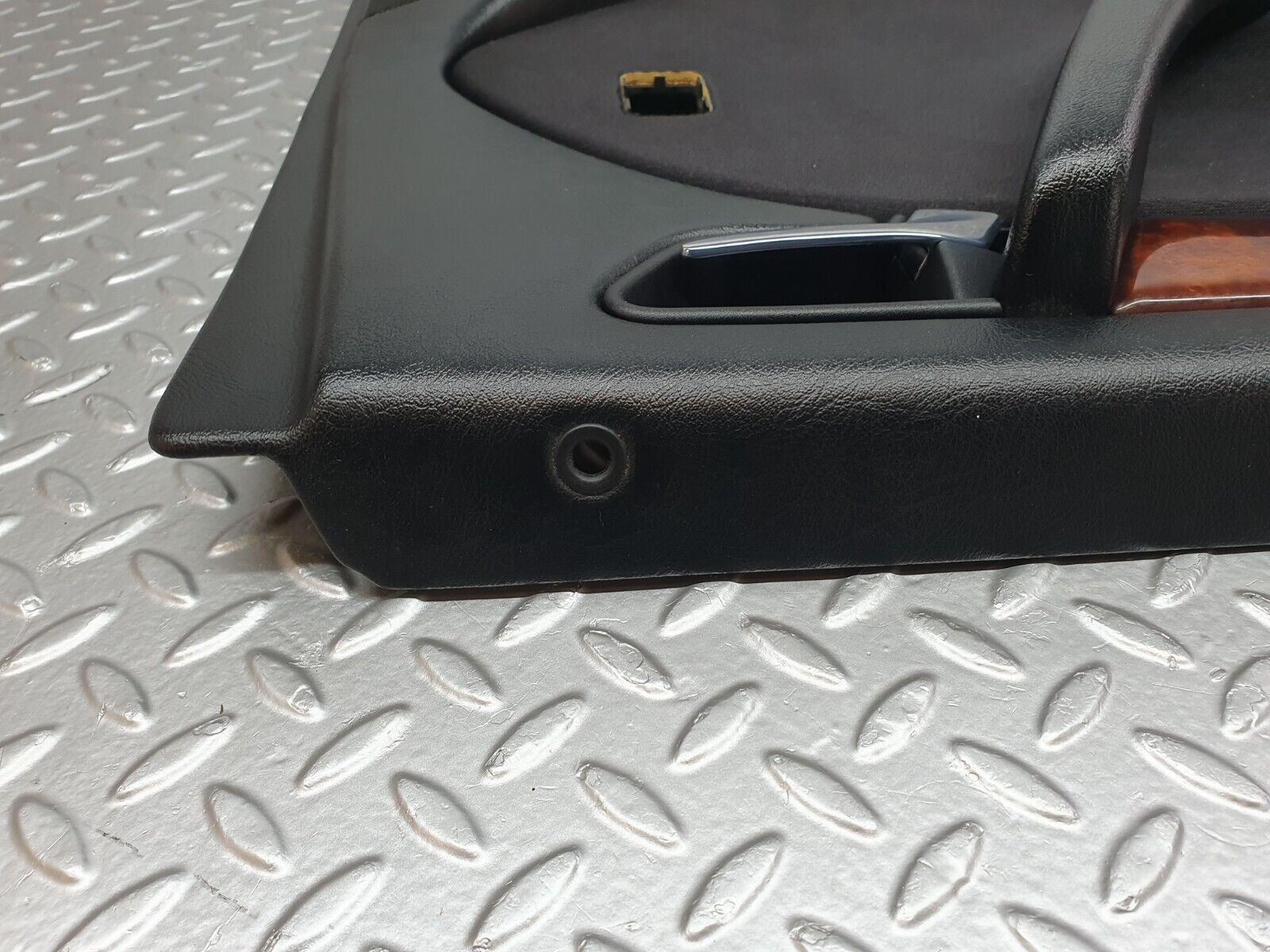 41773 Mercedes-Benz W202 C200 Rear Left Door Card 2027601361