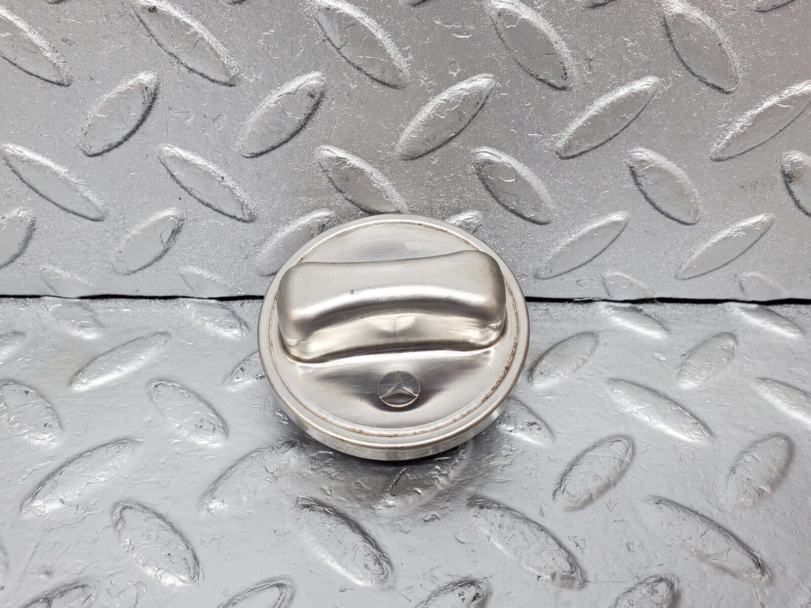 44826 Mercedes-Benz W124 220E Fuel Tank Cap 1244700005