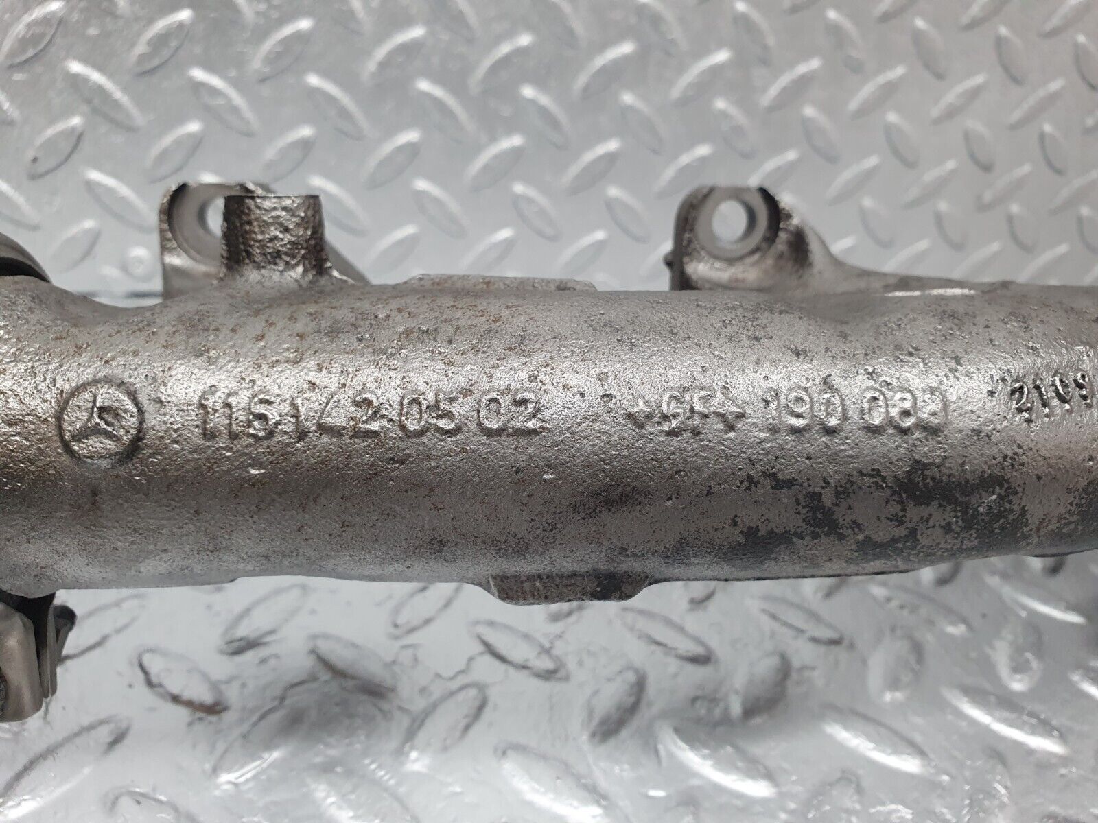 43605 Mercedes-Benz C126 380SEC Coupe Exhaust Manifold Left Side 1161420502