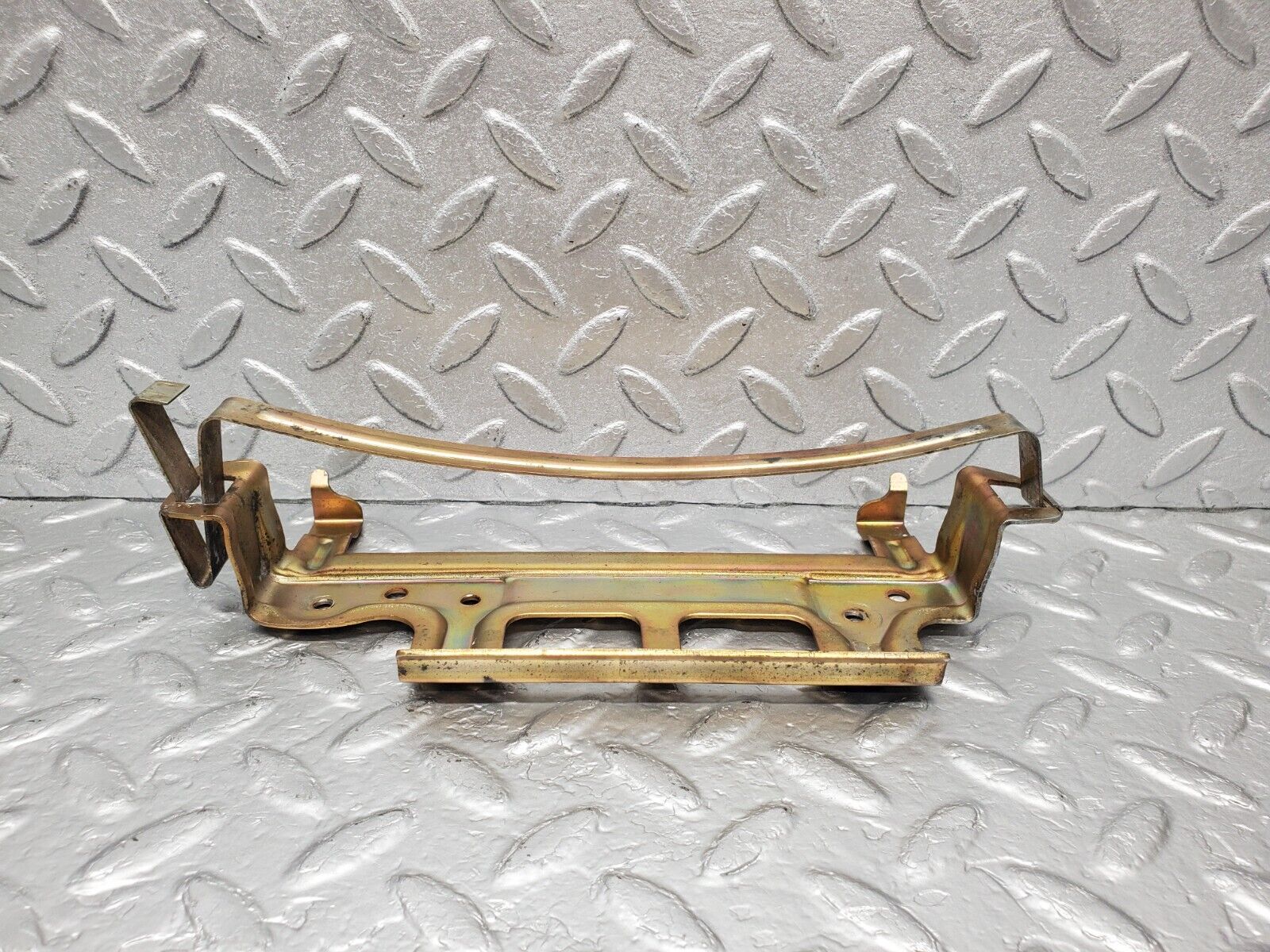 46408 Mercedes-Benz C123 280CE Coupe ABS Control Unit Bracket