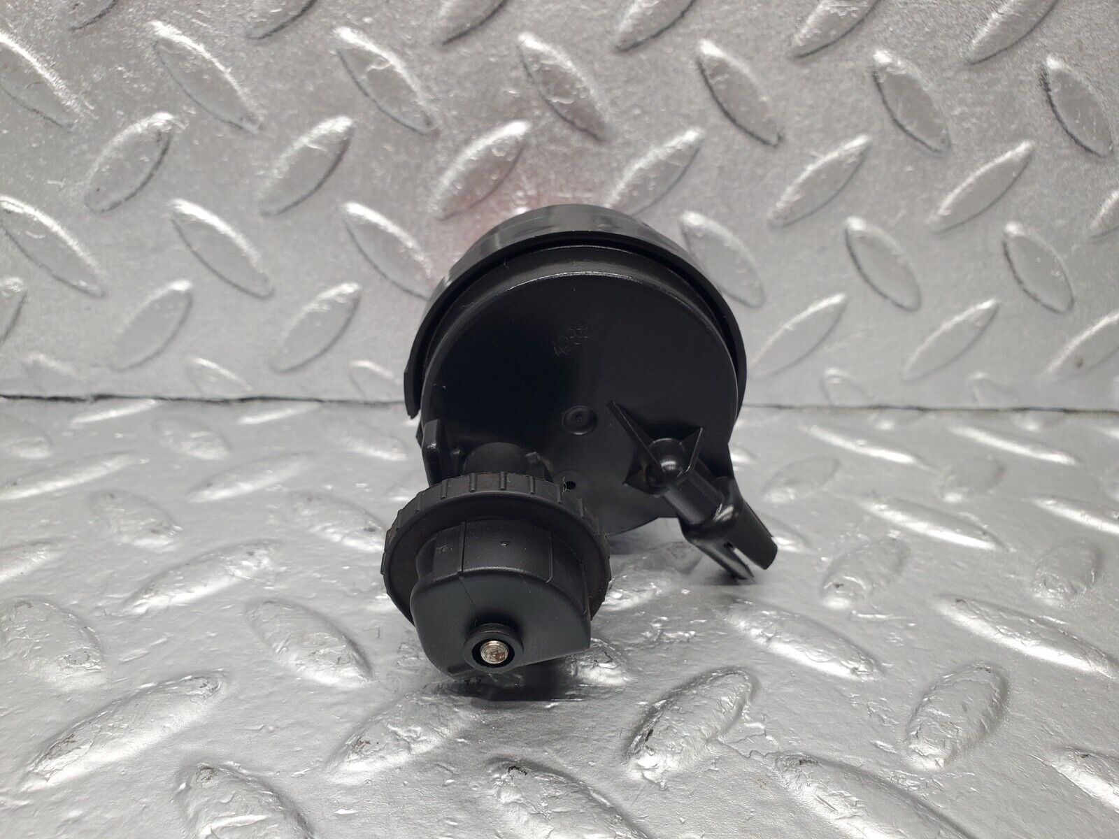 46992 Mercedes-Benz R129 320SL Coupe Fuel Tank Flap Cap Vacuum Actuator