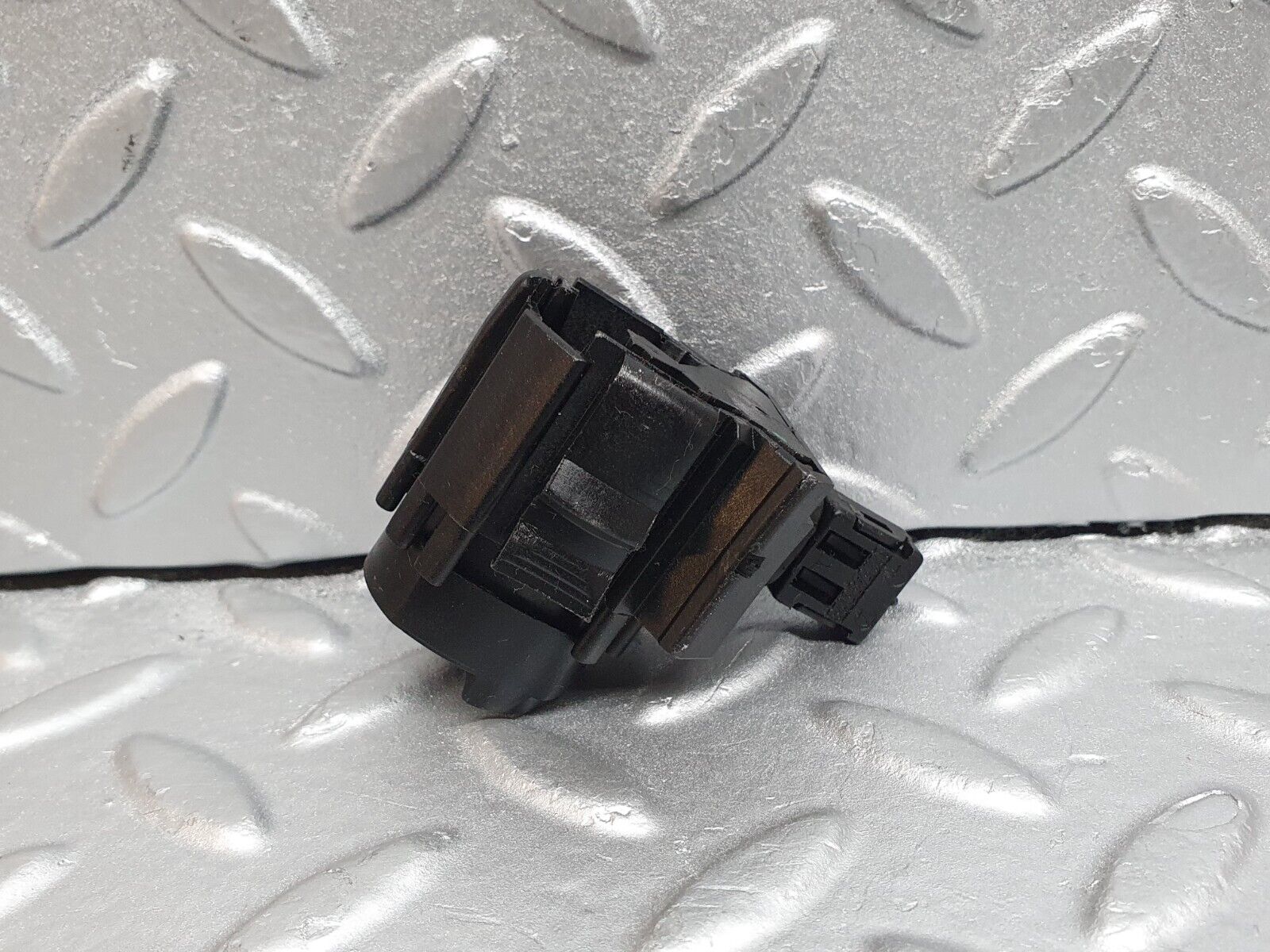 41924 Mercedes-Benz W202 C200 Kick Down Switch 0045451714