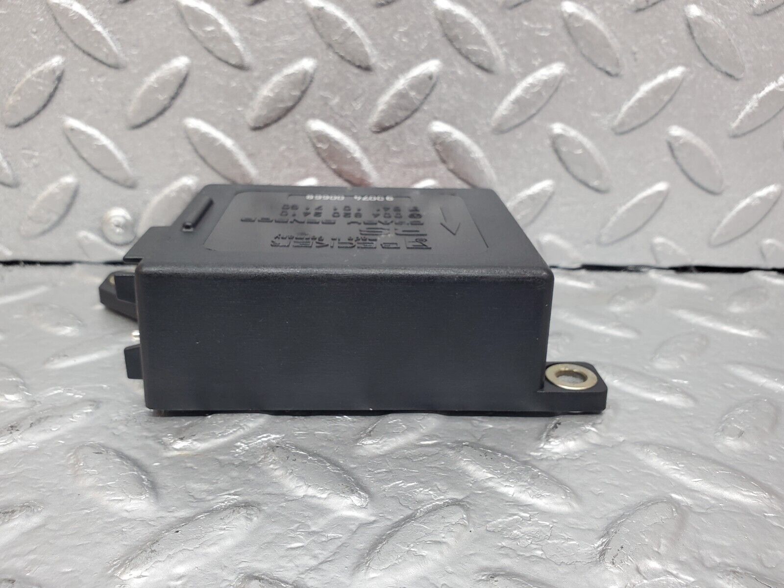 44894 Mercedes-Benz R129 300SL Coupe Crash Sensor 0048202410