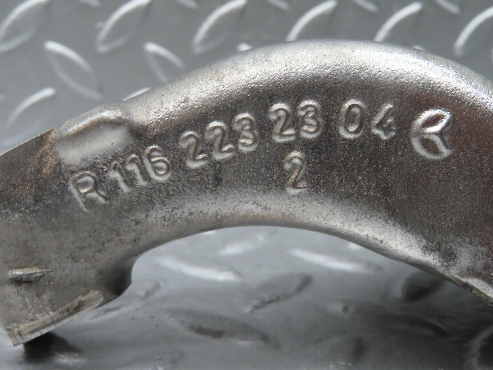 20632 Mercedes-Benz R107 450SL Engine Mount Bracket Right 1162232304