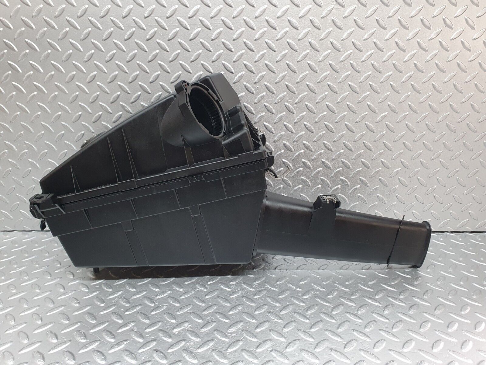 42191 Mercedes-Benz R129 320SL Coupe Air Filter Box Housing 1040940104 1040901101