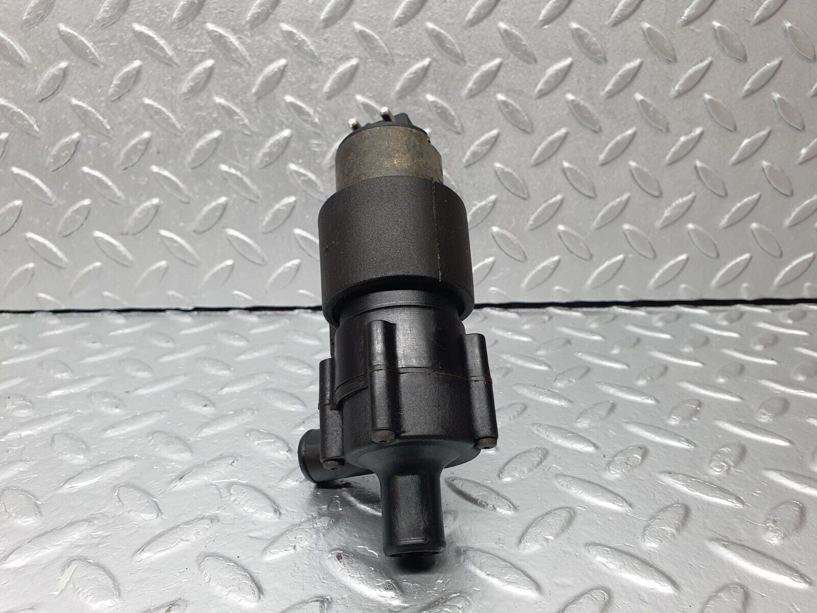 41821 Mercedes-Benz W202 C200 Auxiliary Heating Water Pump 0018351164