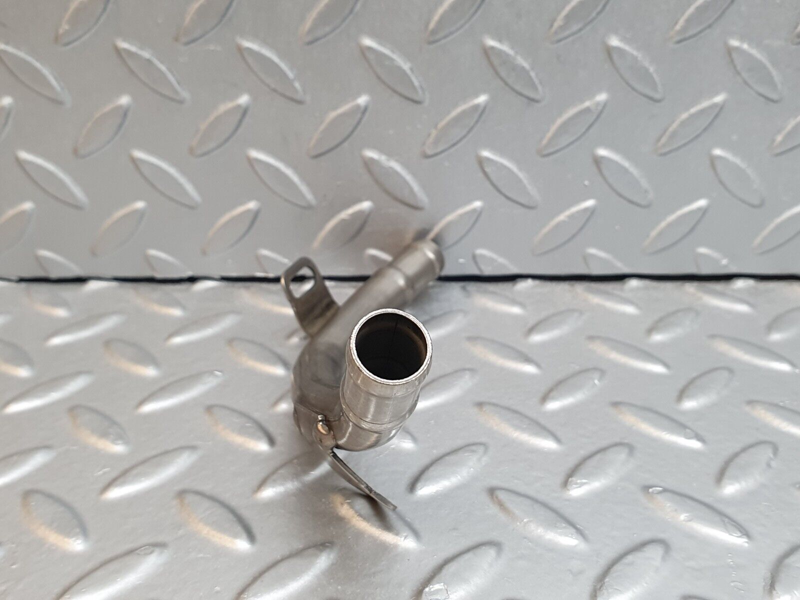 41980 Mercedes-Benz W202 C200 Cooling Hose Pipe