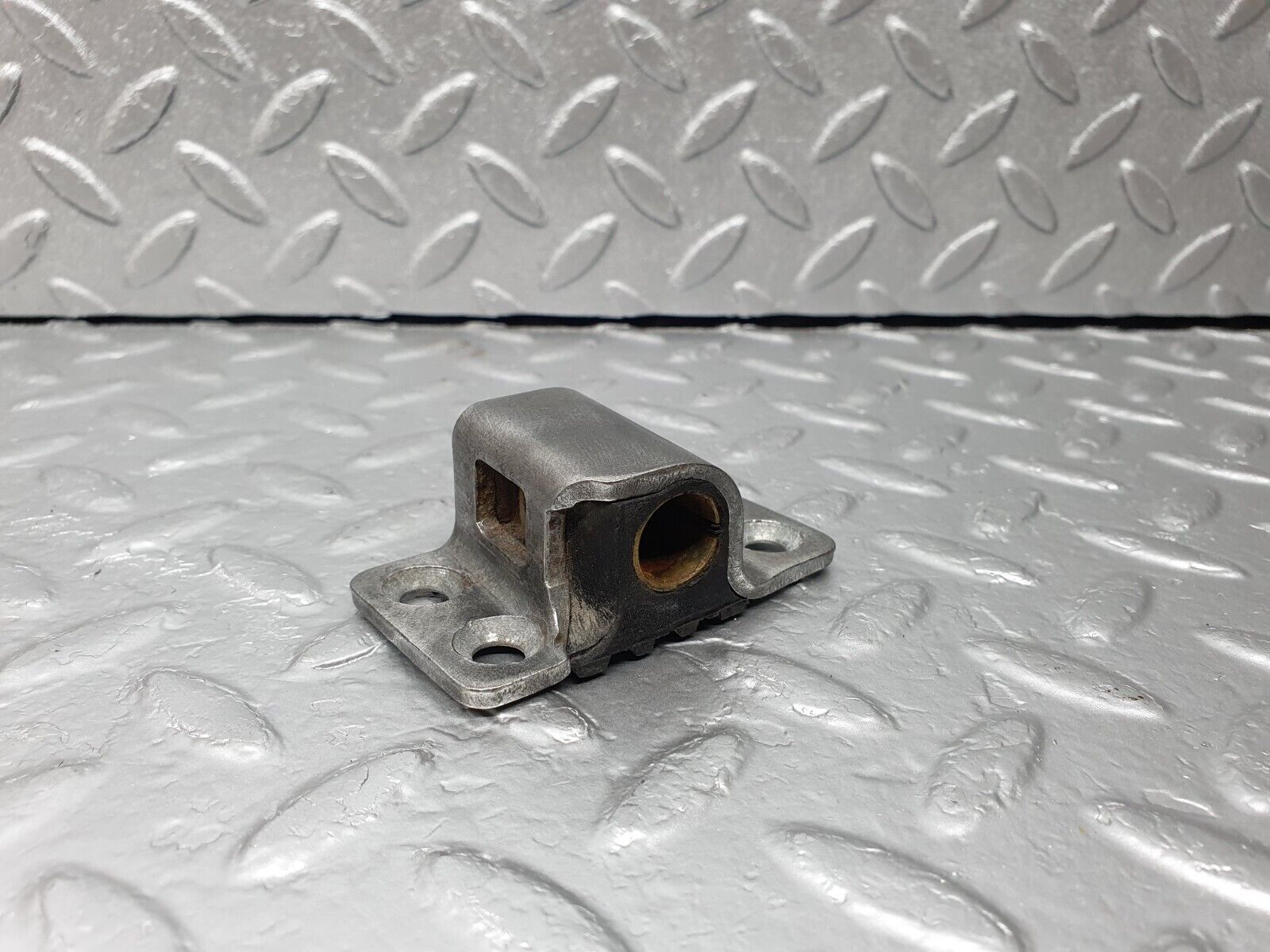 43115 Mercedes-Benz W108 280SE Door Lock Latch Left