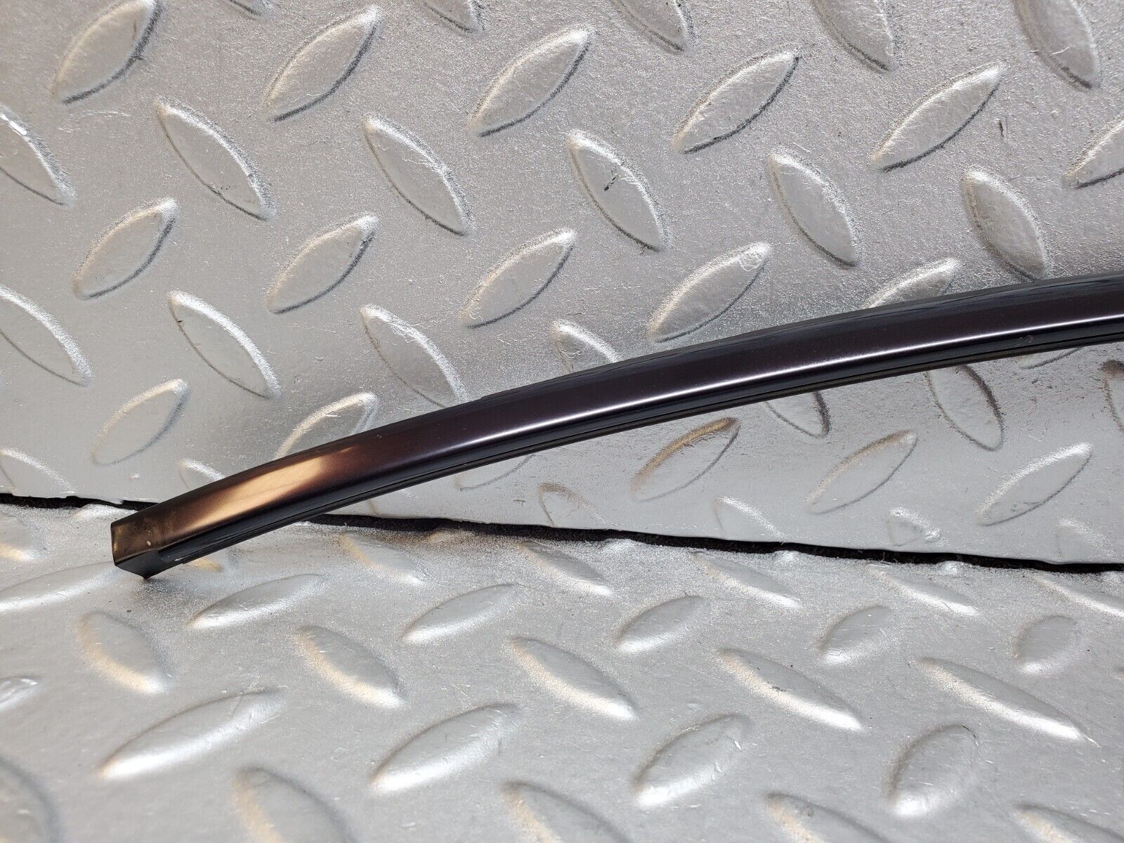 45146 Mercedes-Benz R129 300SL Coupe Front Windscreen Top Chrome Moulding Trim