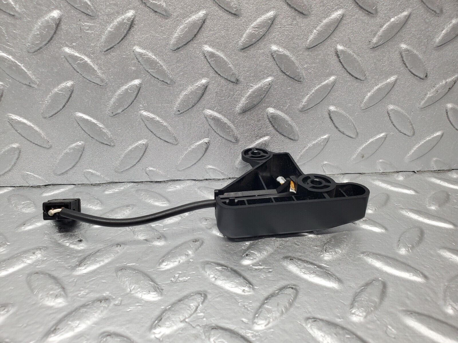 47004 Mercedes-Benz R129 320SL Coupe Roof Position Switch Left Side 1298214051