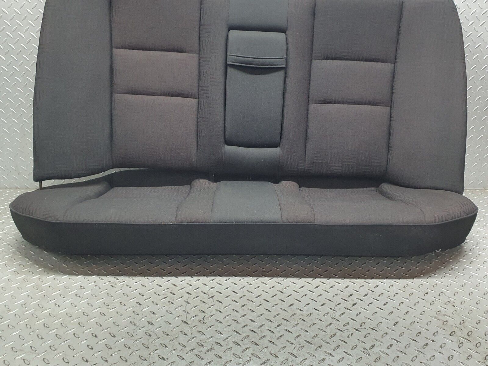 41990 Mercedes-Benz W202 C200 Rear Seat 2029200550 2029202916