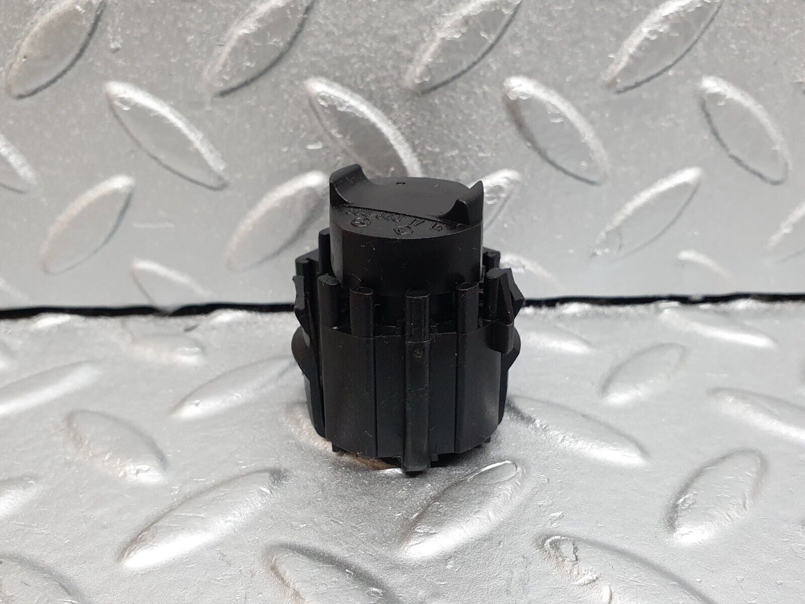 41924 Mercedes-Benz W202 C200 Kick Down Switch 0045451714