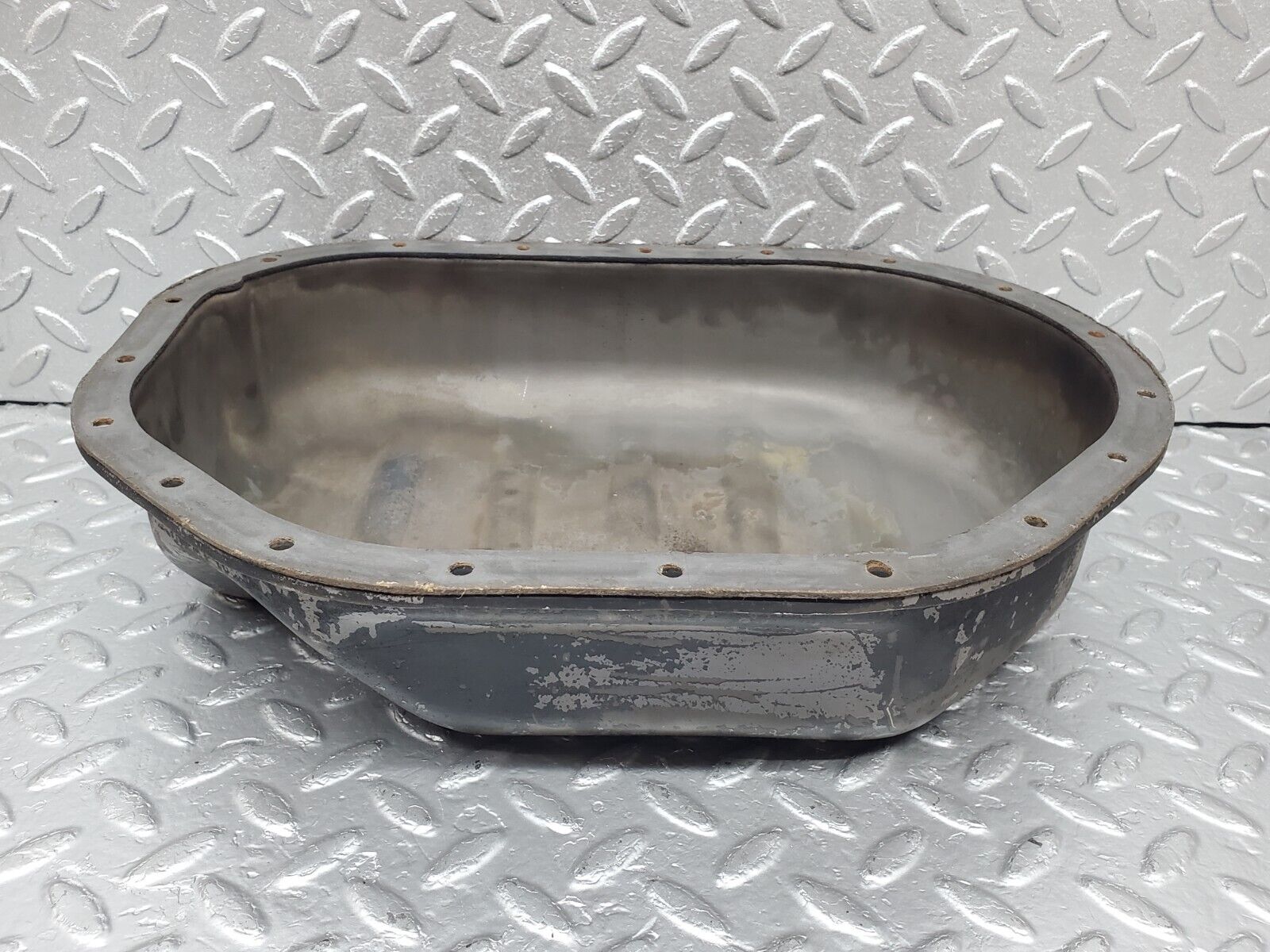 44550 Mercedes-Benz W123 280E Oil Pan Oil Sump