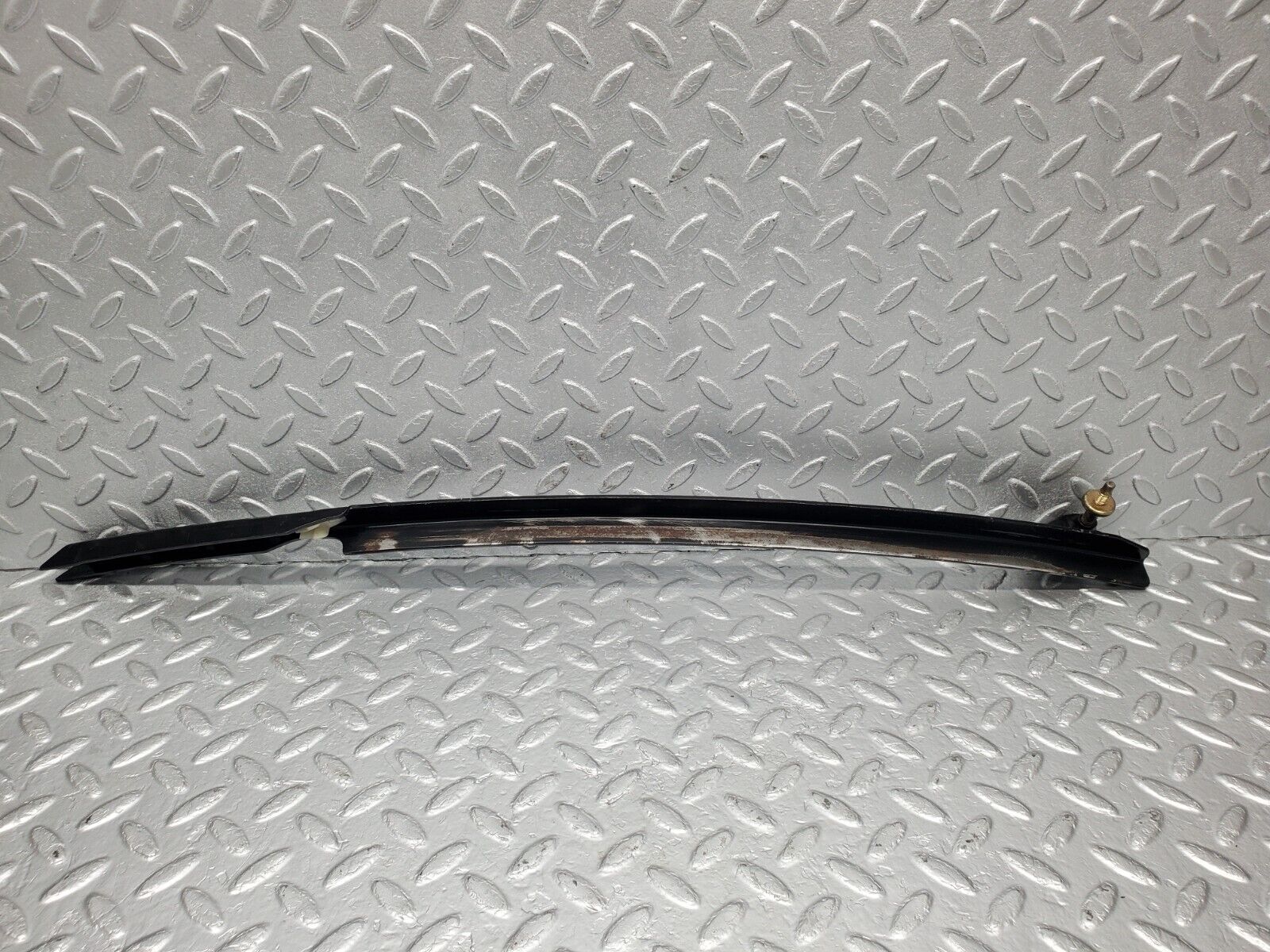 46763 Mercedes-Benz R129 320SL Coupe Front Right Window Channel