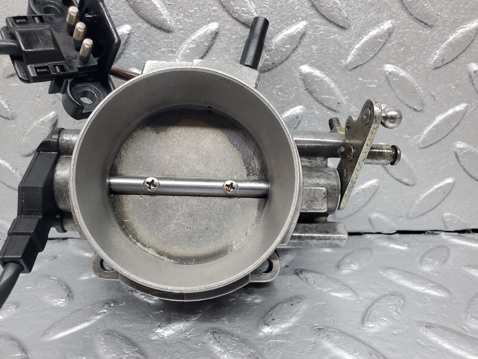 45089 Mercedes-Benz R129 300SL Coupe Throttle Body Valve 0021402053 0065451824