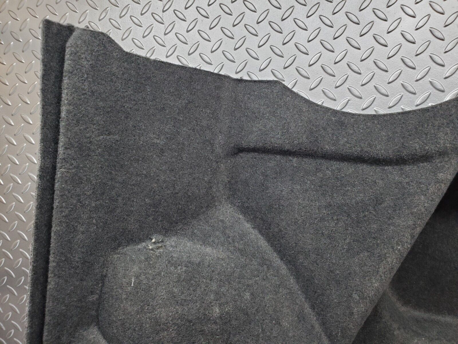 44697 Mercedes-Benz W124 220E Trunk Panel Cover Right 1246935433