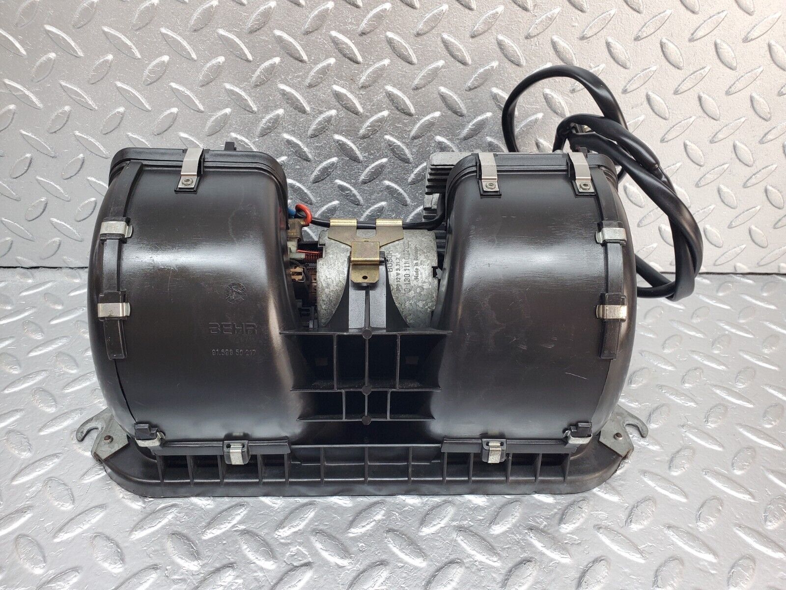 45177 Mercedes-Benz R129 300SL Coupe Heater Blower Motor & Housing Bosch 0130111023 1147328129