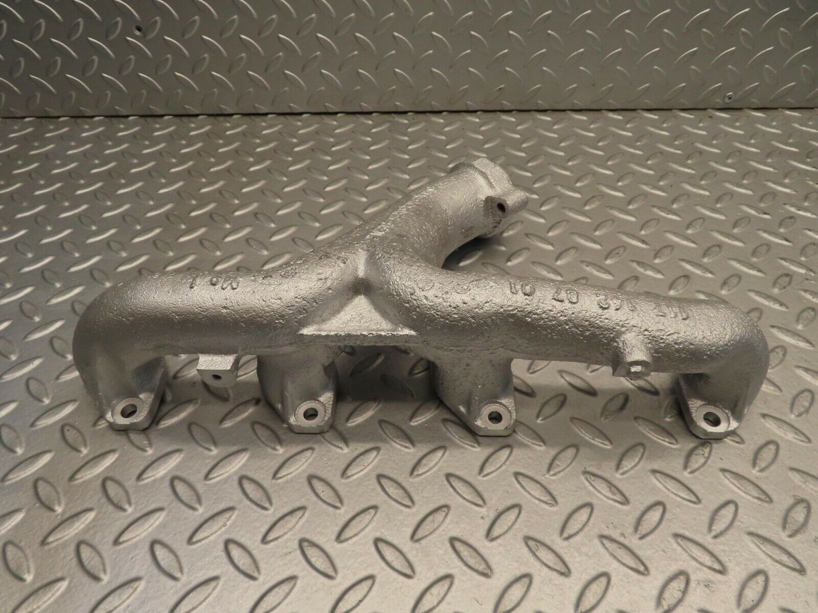 11762 Mercedes-Benz R107 450SL Exhaust Manifold Right 1171428701