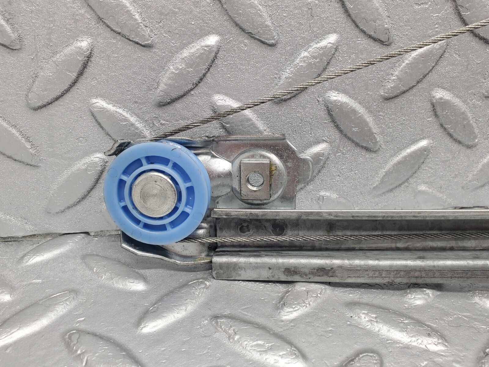 46133 Mercedes-Benz W124 Rear Right Power Window Regulator