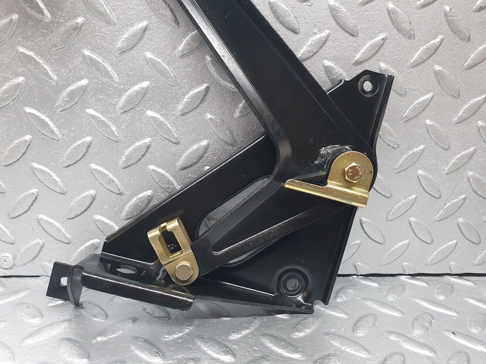 43930 Mercedes-Benz C123 230CE Coupe Handbrake Regulator