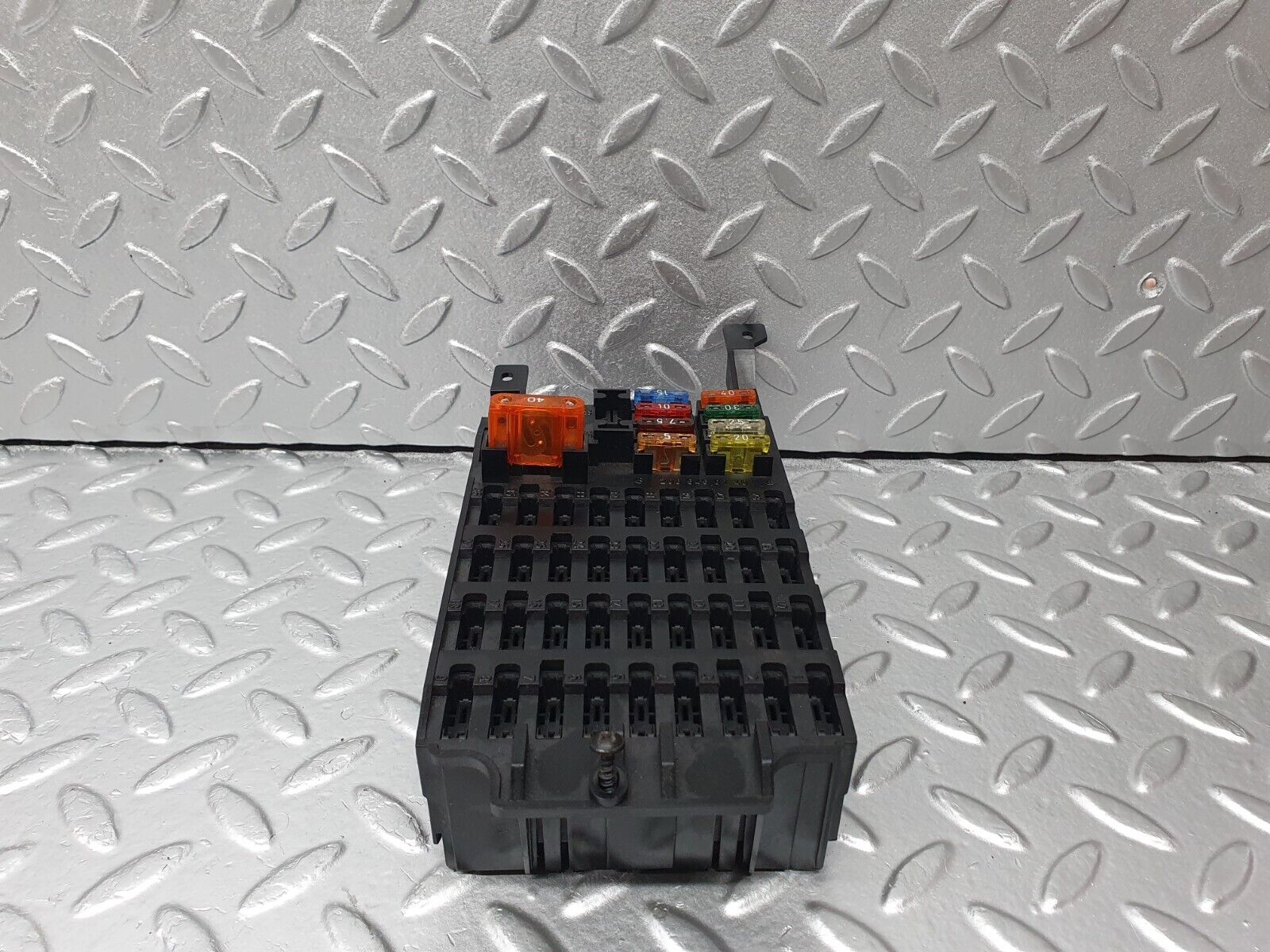 41816 Mercedes-Benz W202 C200 Fuse Box 2085450140