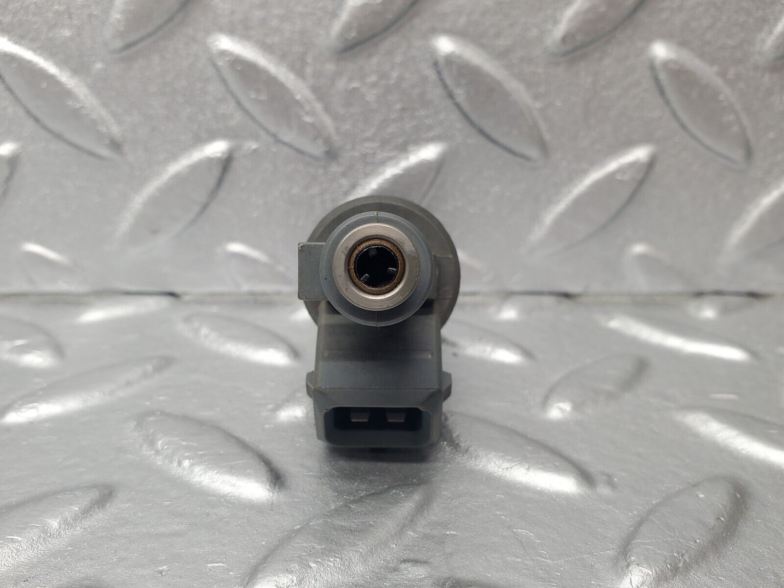 46242 Mercedes-Benz W124 280E Fuel Injector Bosch 0280155209 0000787323