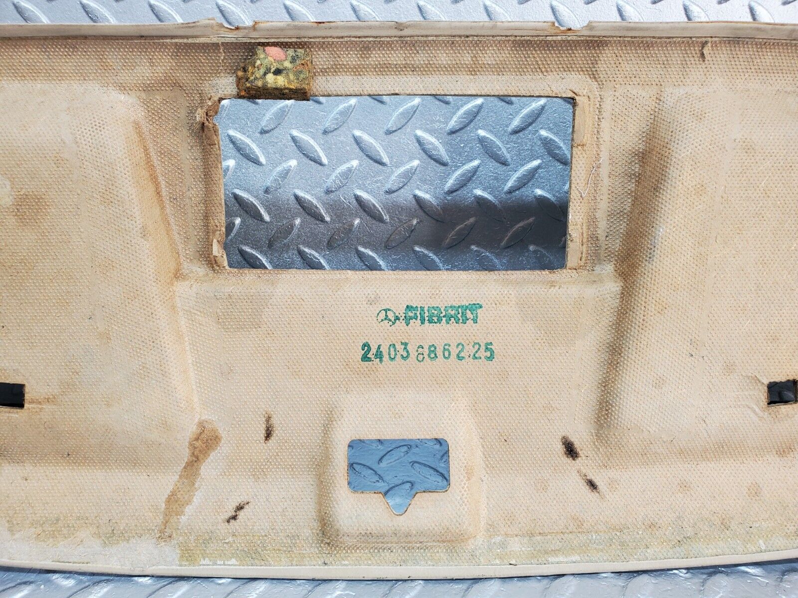 45700 Mercedes-Benz W126 420SE Headlining Roof Panel Beige