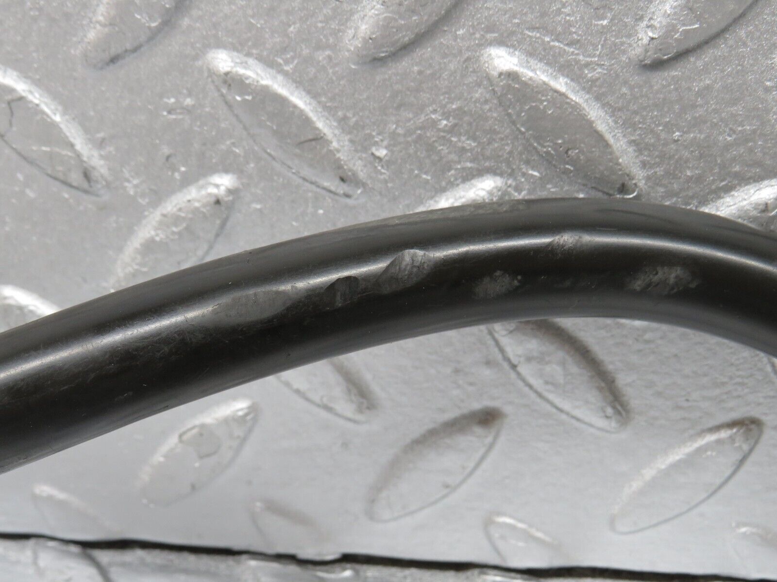 39160 Mercedes-Benz R107 500SL Fuel Pipe Line