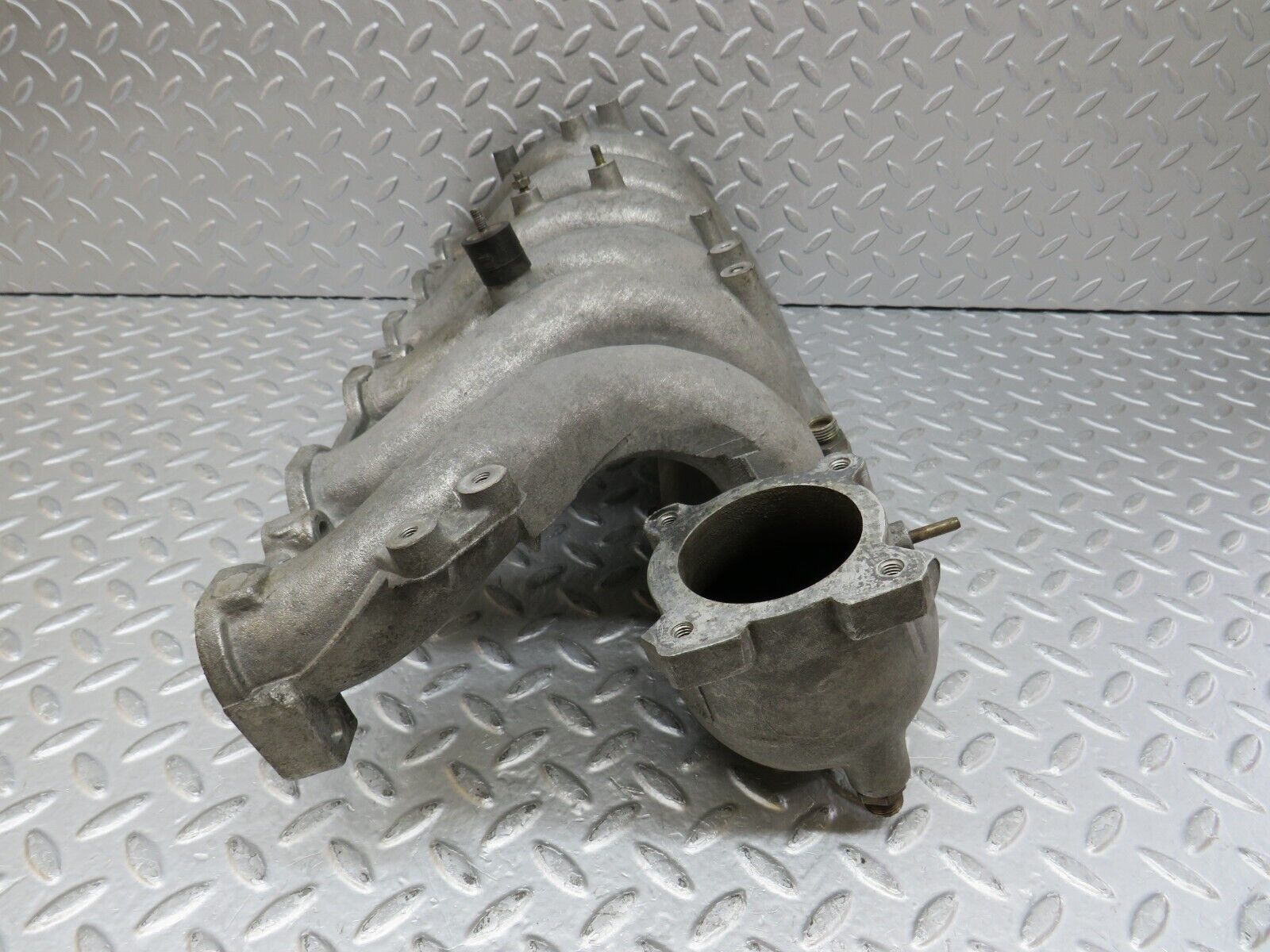 35635 Mercedes-Benz R107 280SL Intake Manifold 1101413701