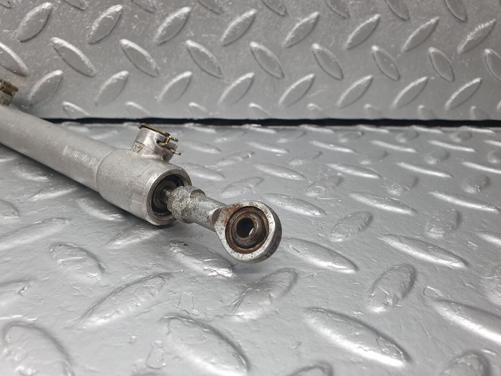 42485 Mercedes-Benz R129 320SL Coupe Roof Folding Hydraulic Cylinder 1298002072