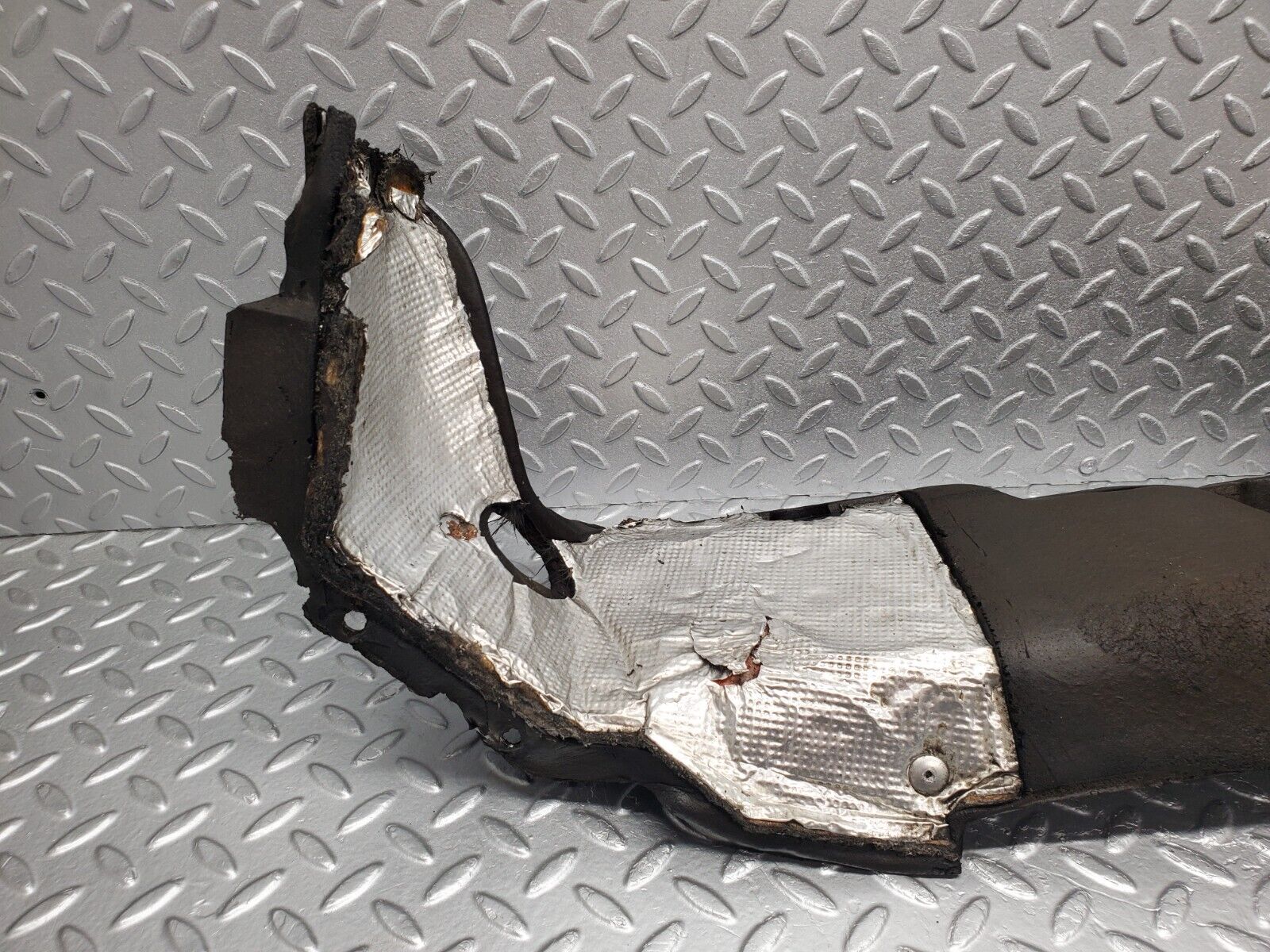46017 Mercedes-Benz W126 420SE Firewall Heat Shield