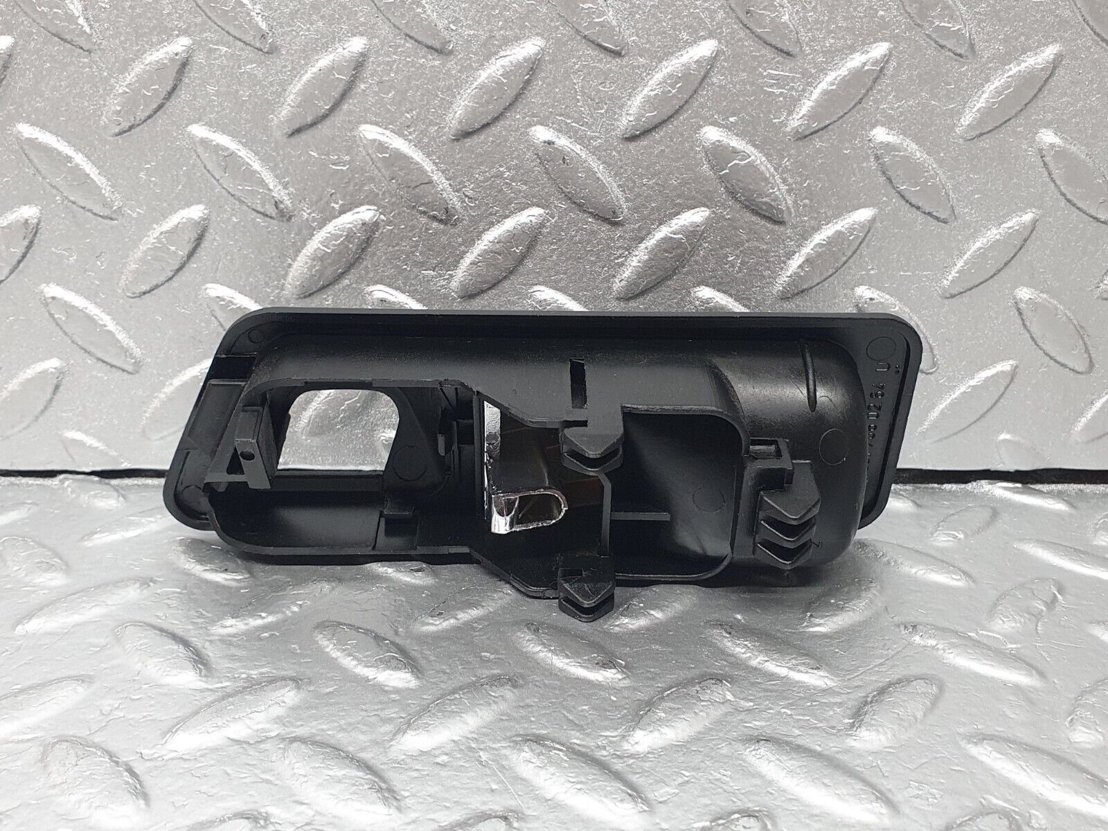 42778 Mercedes-Benz W201 190 2.0L Right Interior Door Handle 2017660264