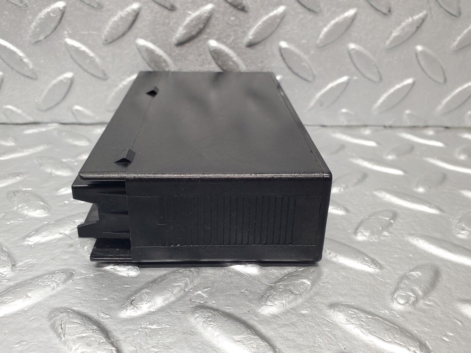 46783 Mercedes-Benz R129 320SL Coupe Hazard Warning Light Relay 1408207126