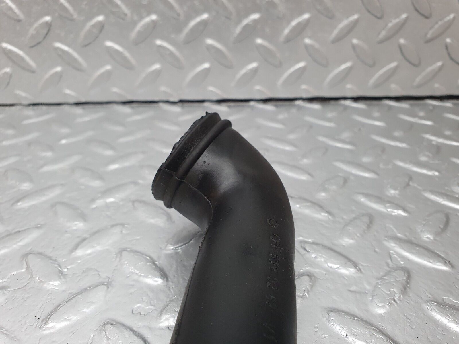 42555 Mercedes-Benz R129 320SL Coupe Water Drain Hose Pipe Right Side 1296280269